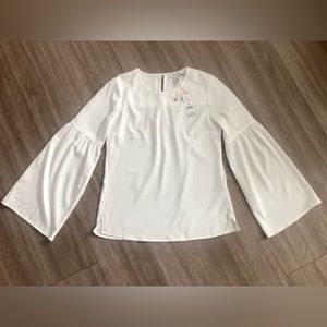 WhiteHouse & BlackMarket bell sleeves blouse